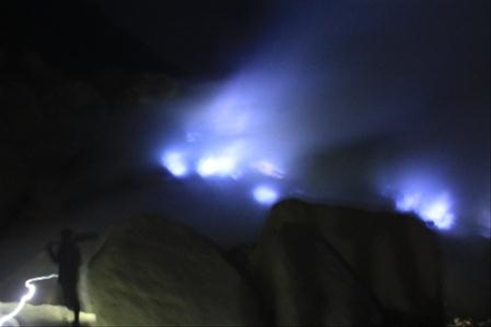 Blue fire at Ijen Crater, we must hike 6 KM at 2 AM before sun rise