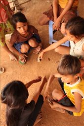 Most Cambodian children never experience their childhood, many of them work to help feed the family. Luckier ones have to work in the fields or sell trinkets to tourists in the streets of Phnom Penh, while many young girls are sent to brothels by their families. : by sash, Views[424]
