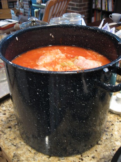 Finished pot full of Halupki