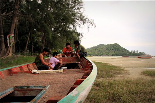 The pleasure of good company, and a boat.