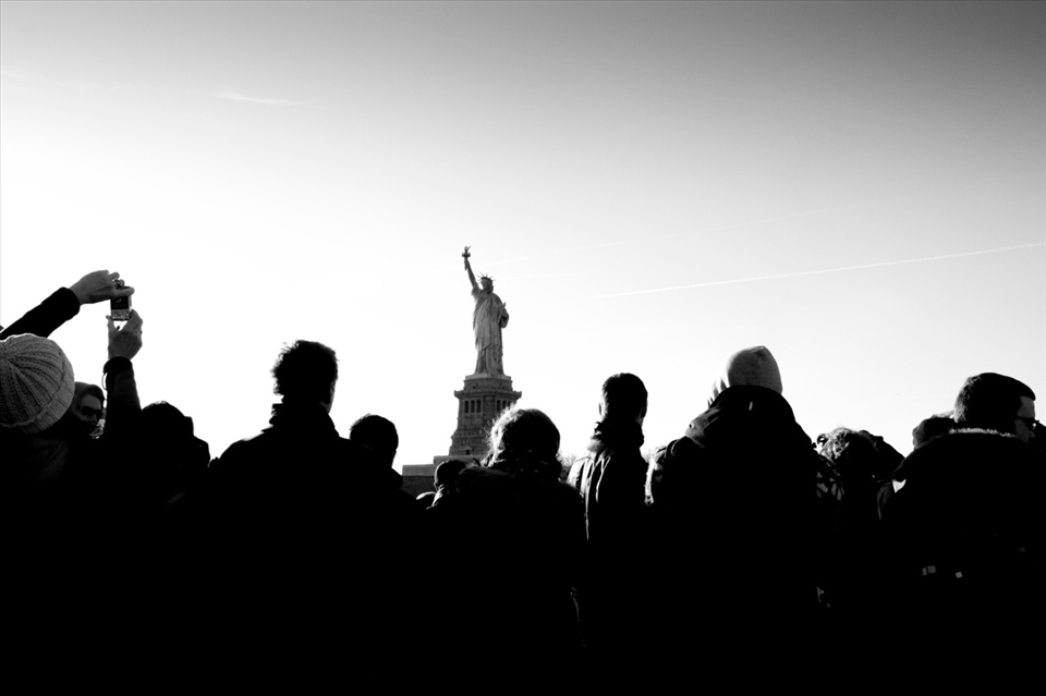 Statues of tourists.