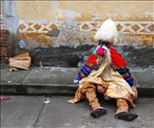 especially the head dresses are heavy and a rest is needed: by sejk, Views[343]