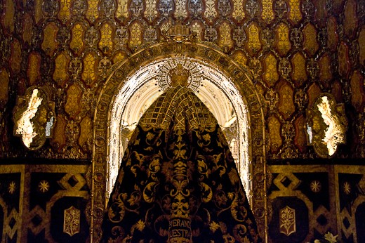 Statue of the Virgin Esperanza Macarena