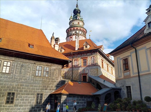 The castle in Cesky Krumlov that served as the setting for our soup