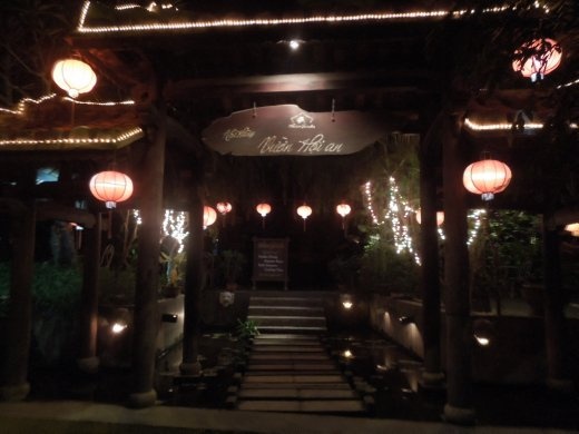 Beatiful old architecture in Hoi An's old town