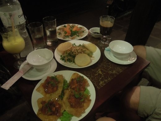Sampling Hoi An specialties! 