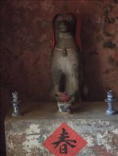 One of the guardian statues at the entrance to the old Japanese bridge: by sglass, Views[236]