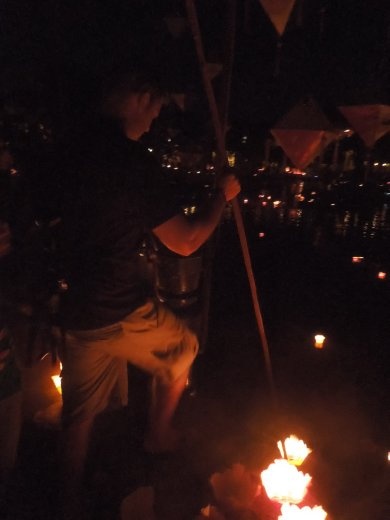 Joe launching his lantern!