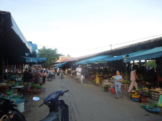 Hoi An riverside market