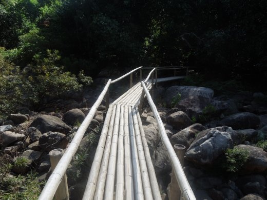 Hiking along the Nouc Mooc Eco Trail