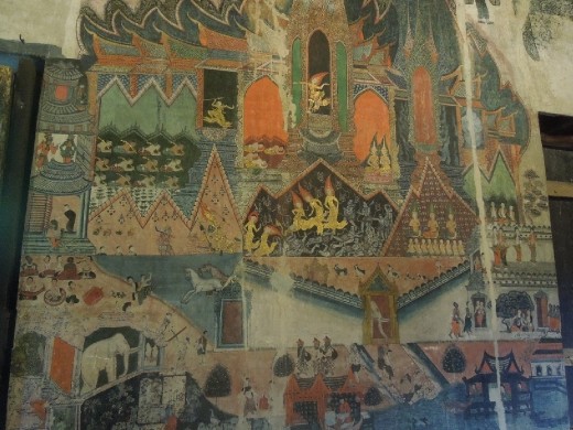 Old murals inside the Pa Huak temple
