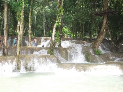 Tad-Se Waterfall