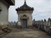 The top of the Vientiane Arch. It was built in the 1960's (instead of the airport) to commemorate Lao who died in pre-revolutionary wars.: by sglass, Views[376]