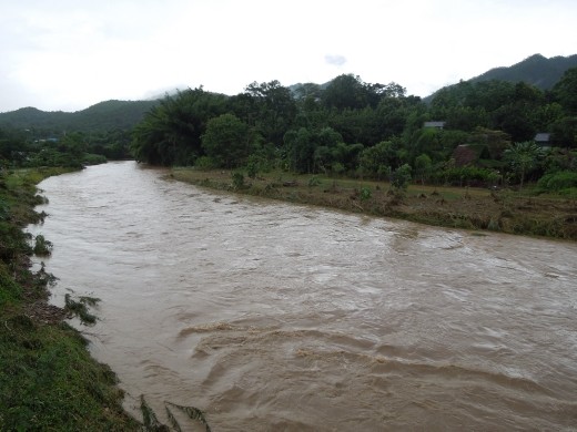 The flooded river at Pai-- lots of rain up here