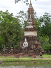 Another couple biking like we were- best way to get around!: by sglass, Views[241]