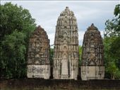 This is a Khmer-style temple: Wat Si Sawai: by sglass, Views[177]