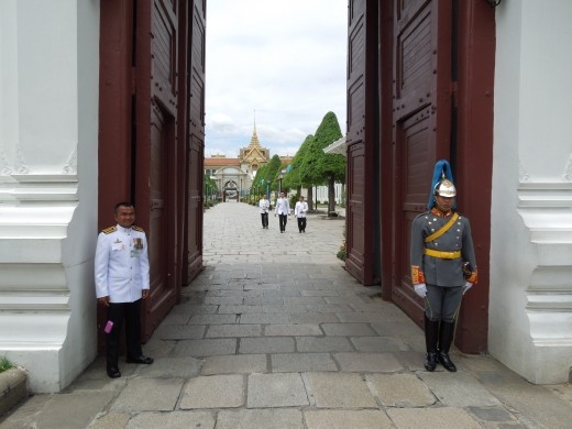 Guards at the entrance to the Thai Royal Palace