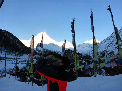 5 o'clock somewhere.  3200m at Lho