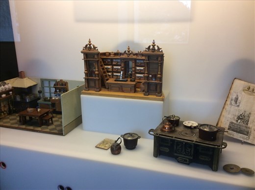 Miniature play set for children from the castle museum.