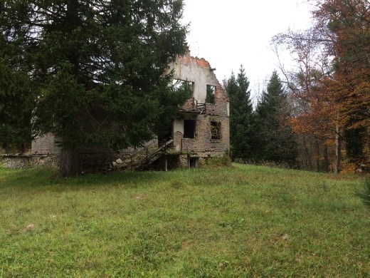 Croatia still bears the marks of its civil war in the early 1990s. These reminders were much more prevalent in the inland part of Croatia approaching Plitvice.