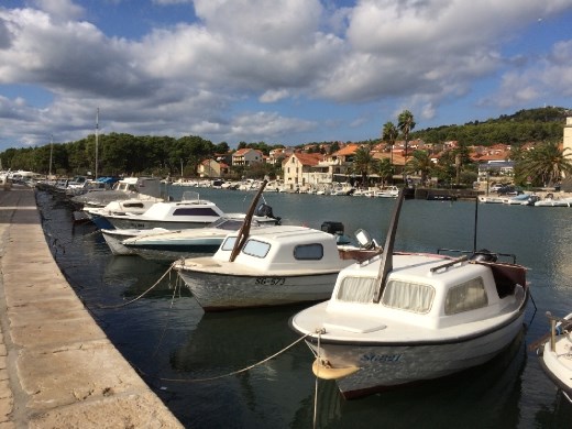 The harbor in Stari Grad.