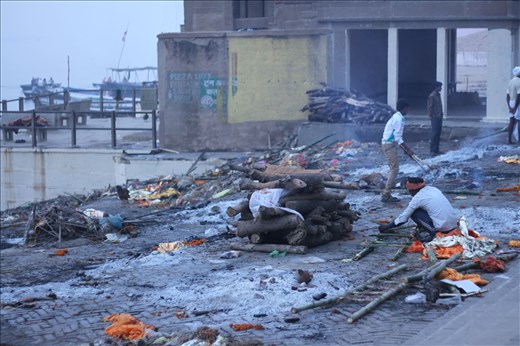 In Hindu traditions, cremation is one of the rites of passage and the Ghats of Varanasi are considered one of the auspicious locations for this ritual. This is one of the cremation ghats which reflects the fact that death is the destination we all share.About an average of 80 bodies per day are cremated on various Varanasi Ghats; This practice has become controversial for the pollution it causes to the river. In many cases, the cremation is done elsewhere and only the ashes are dispersed into the river near these Ghats.