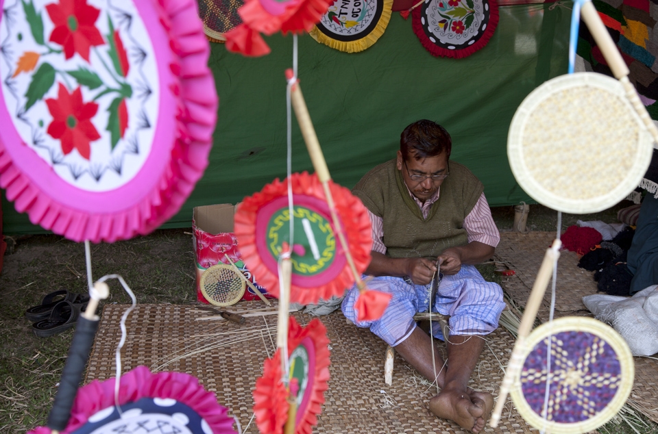 Traditional handicraft worker 
