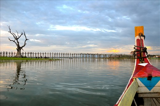 Mandalay, a long walk from the village out