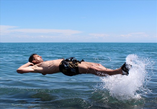 Alakol lake levitation