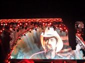 Brad Paisley with surprise guest appearing by Carrie Underwood: by smchapman03, Views[320]