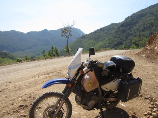 the road down to lanquin