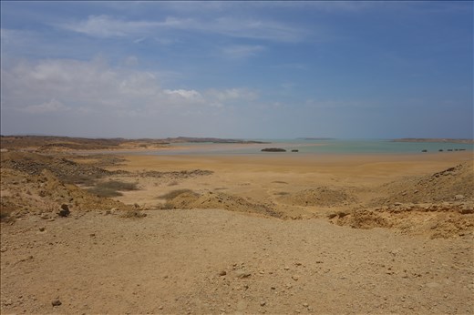 Kurz an ner Lagune in der Wüste vorbei gefahren...