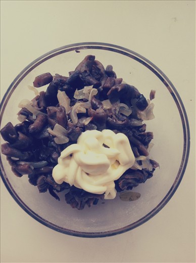 Step 2. How we prepare a stuffing for the rasstegai!