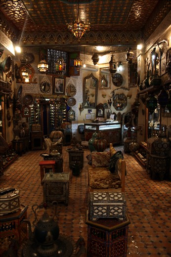 Mystic and magic happens, stepping over the edge of an entrance in those alleys. I have never been in a room like this, I did not dare to touch anything, I was stunned by its beauty and reflection of the mirrors. Until a salesman appeared who tried to make a living, like all the others who are living in those alleys, Farmers, Tailors, Butchers, Artist or craftsmen who made me feel as I traveled back in time to a different century. The magic of this adventure will stay forever in those pictures. 