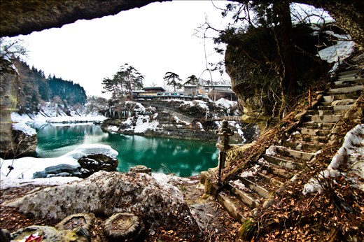 Tonohetsuri is a hidden emerald green gem in the Fukushima prefecture of Japan.