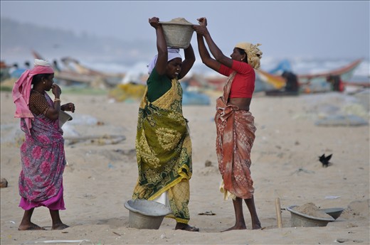 Man is earning money and women‘s have to take care of other „Home work“