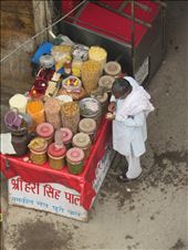 Street vendor, Paharganj, New Delhi. : by spacemanafrica, Views[280]