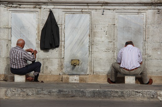 Friends that wash together...