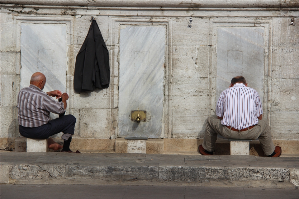 Friends that wash together...