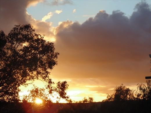 a view of the sun setting one afternoon at my mother in-laws country home in Tarlee, South Austrlia
