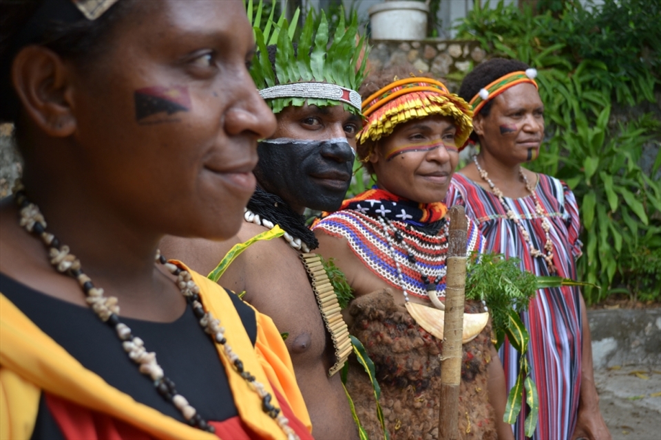 1. 'Unity in Diversity - Independence Day Celebrations' - Lying just south of the equator, 160km north of Australia, Papua New Guinea (PNG) is one of the most culturally diverse countries in the world with more than 800 languages, tribes and cultures. PNG is a country of colour, contrast and celebration where each tribe is differentiated by the paint on their face, headgears, shell jewelleries and body art. Independence Day celebration is incomplete without traditional costumes, grass skirts, face paint headgears, shell jewelleries and body art.