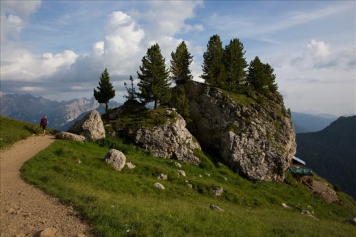 The valley sits amongst the Dolomites mountain range, a UNESCO world heritage site.
The locals speak a mixture of Italian, German and a dialect called Ladin. 