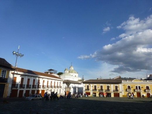 Plaza San Fransico, the nicest in Quito.