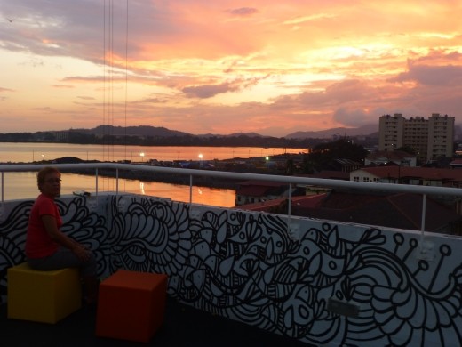 Sunset beer at  the Panamericana.