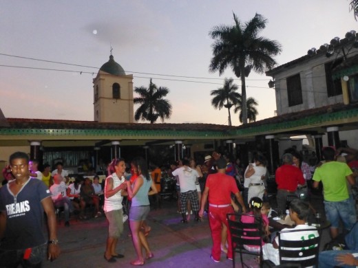 We enjoyed a party with the locals in Vinales.