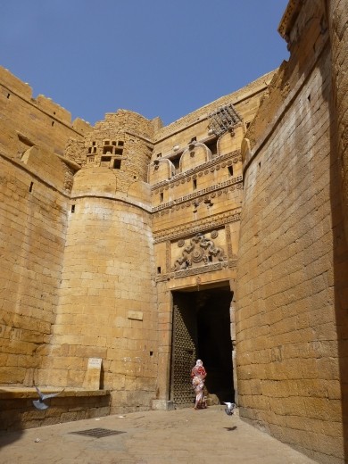 Gateway to Jaisalmer fort.