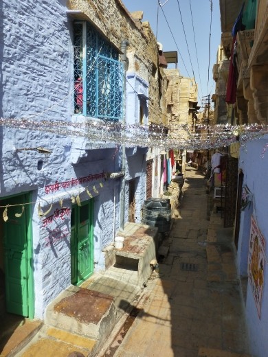 The narrow streets of the fort.