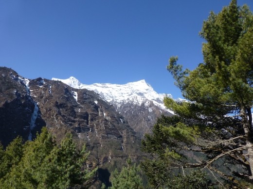 Heading up towards Namche Bazzar.