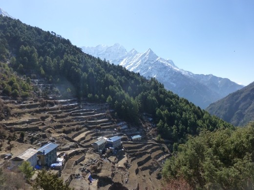 Manche is the main town in the Everest Region.