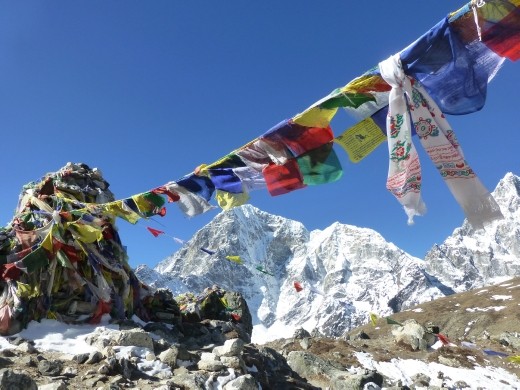 Prayer flags marking the top of Thokla pass (4830m).